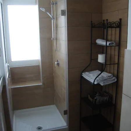 La Stanza A Parte נאפולי